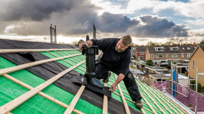 km's dakgoot renoveren Heerhugowaard